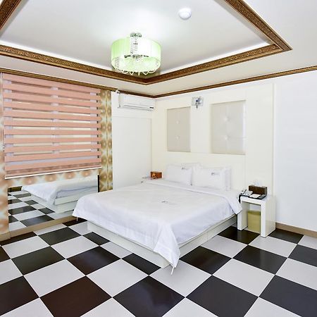 Gwangju Queen Hotel Кванджу Экстерьер фото