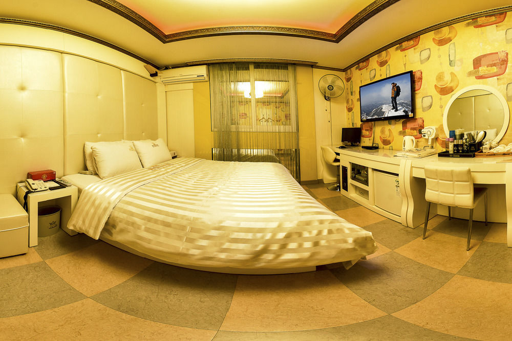 Gwangju Queen Hotel Кванджу Экстерьер фото