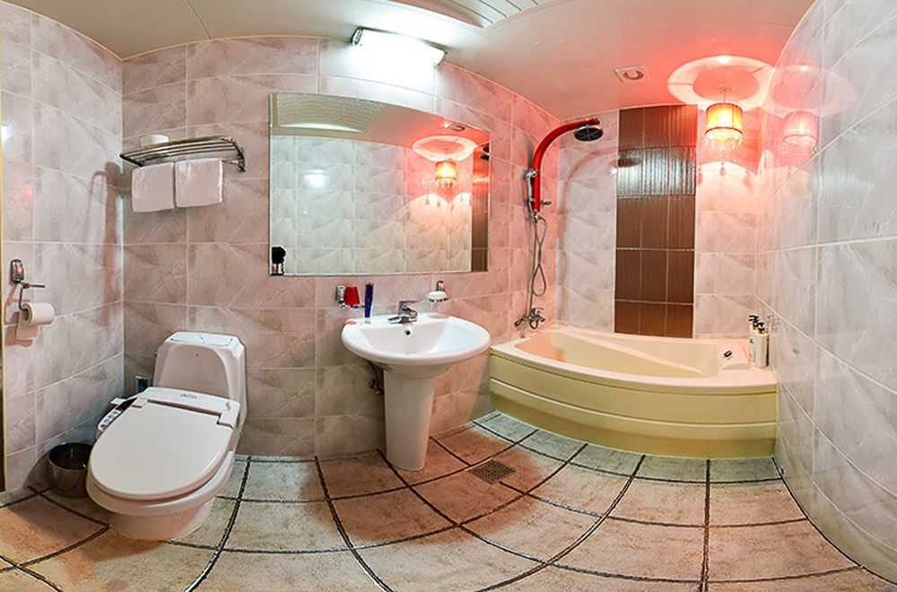 Gwangju Queen Hotel Кванджу Экстерьер фото