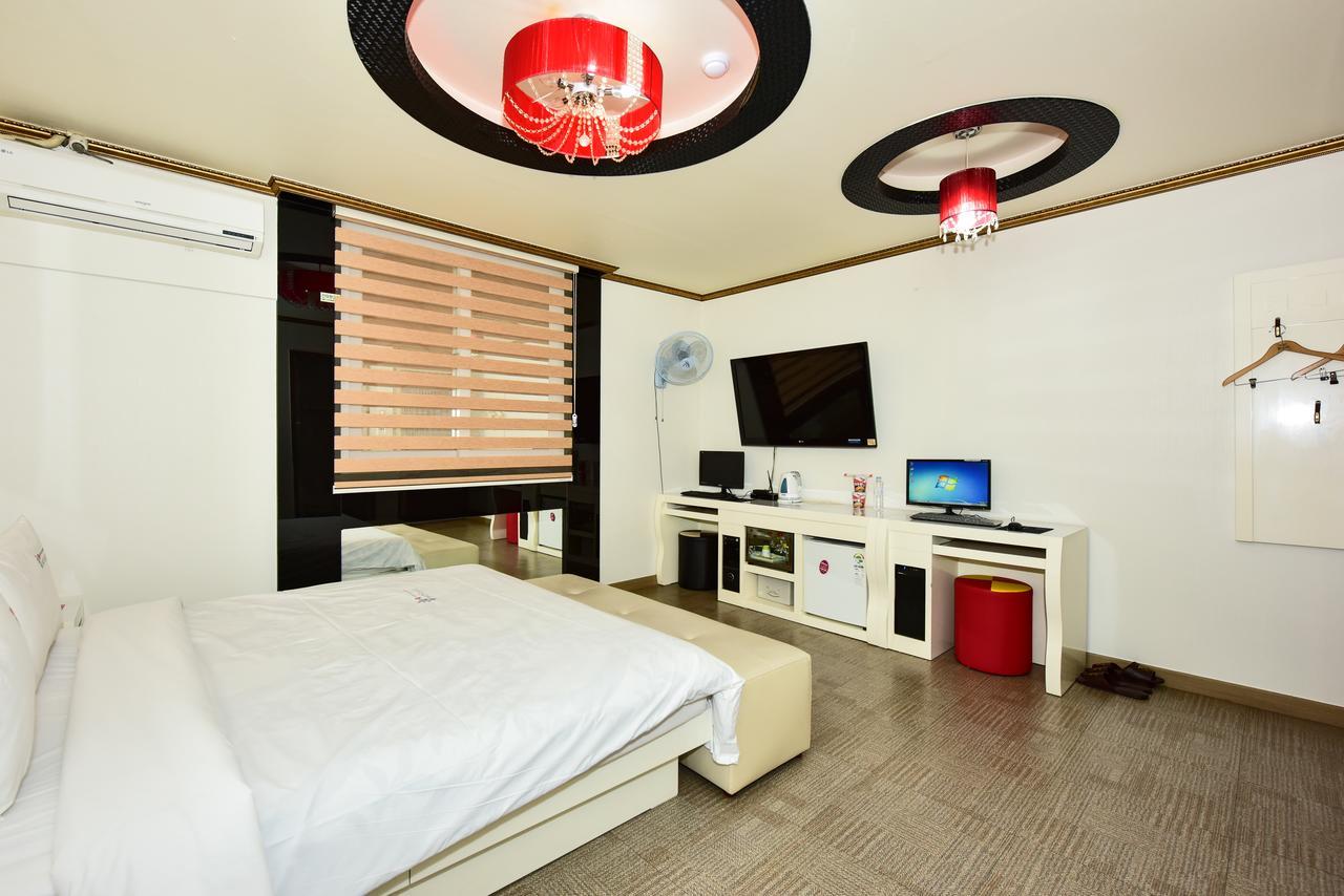 Gwangju Queen Hotel Кванджу Экстерьер фото