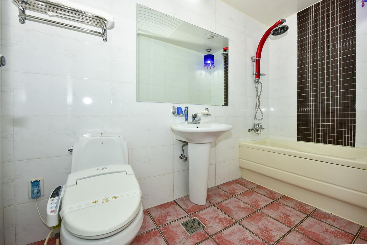 Gwangju Queen Hotel Кванджу Экстерьер фото