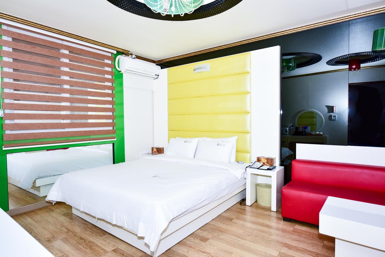 Gwangju Queen Hotel Кванджу Экстерьер фото